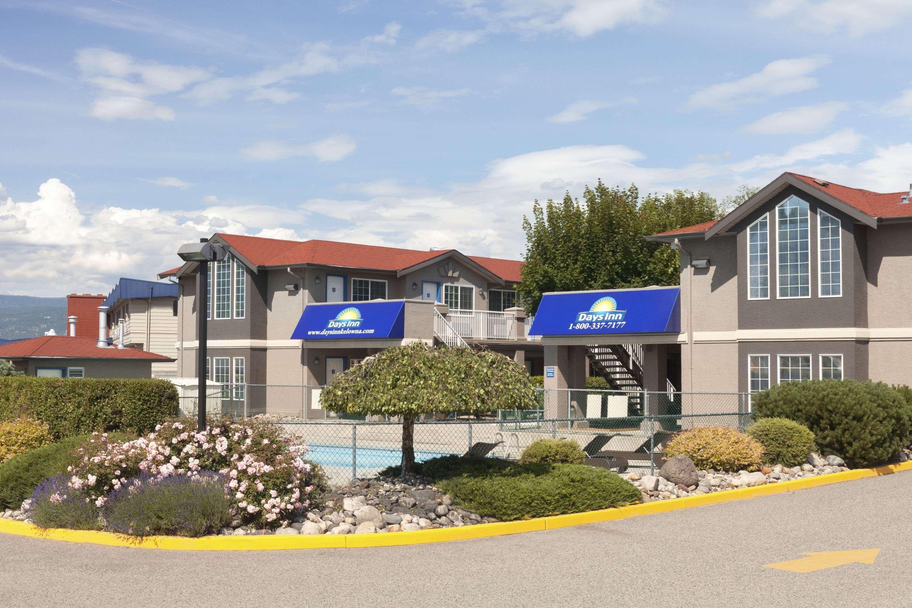 Days Inn By Wyndham Kelowna Exterior photo